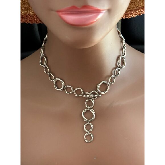 D.Y. 925 Circle Link Toggle Necklace - Picture 5 of 6